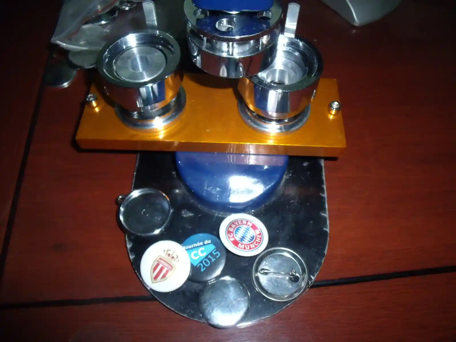 Pins machine